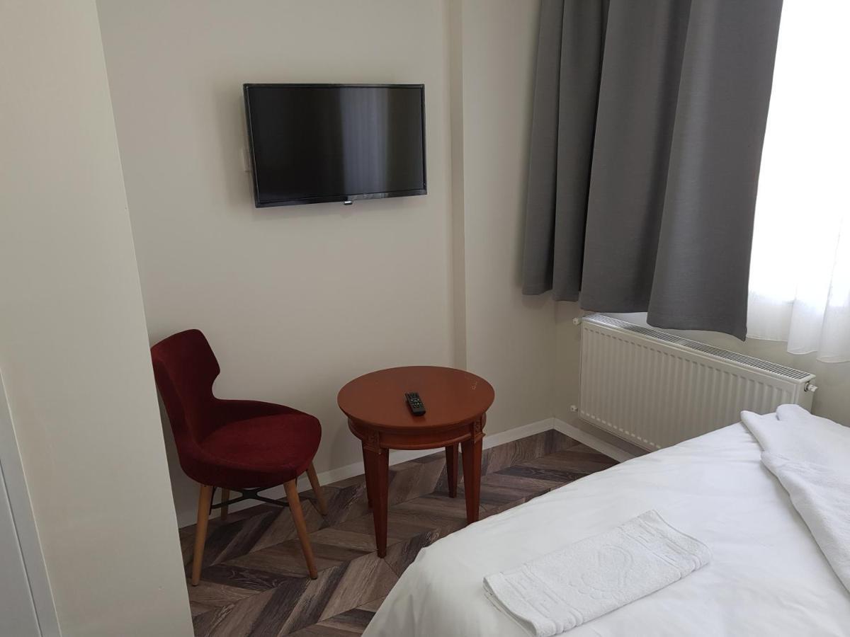 Kumkapi Romanos Hotel Istanbul Bagian luar foto